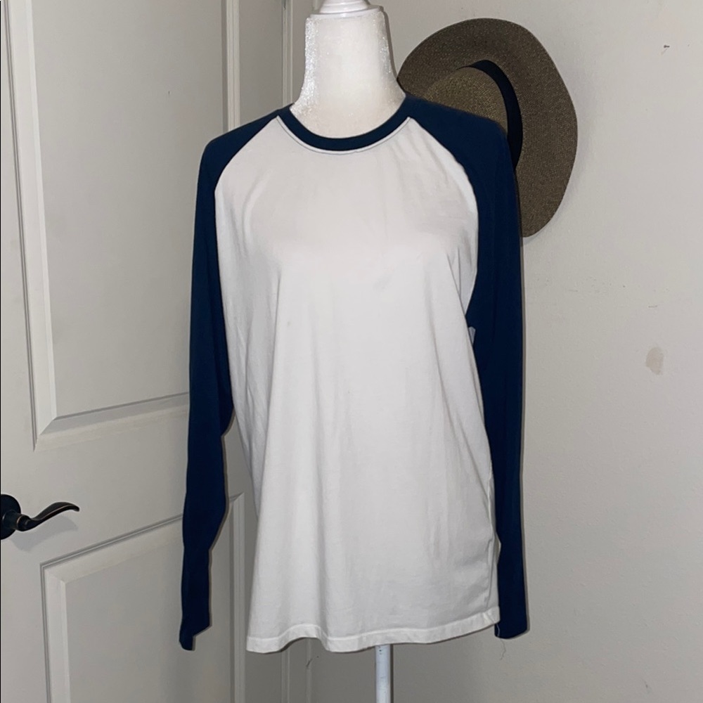 Preowned Old Navy - White and Navy Long Sleeve shirt